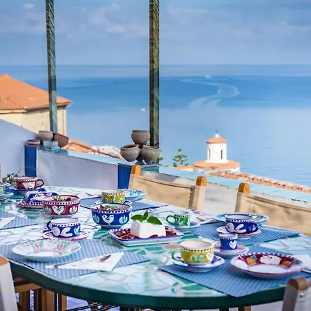 Borgo Dei Saraceni - Flower Alojamento de Acomodação e Pequeno-almoço 4*