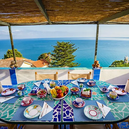 Bed & Breakfast Borgo Dei Saraceni - Flower 4*